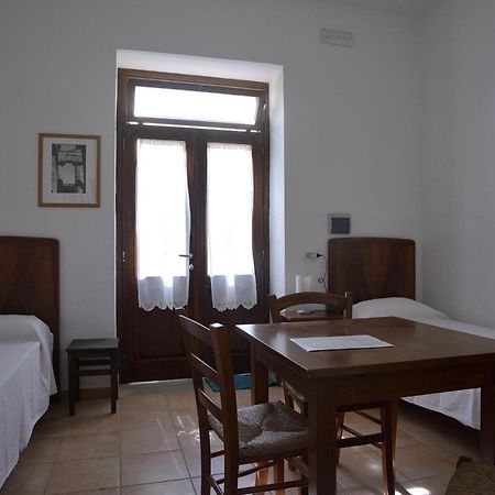 Casa Del Geco Bed & Breakfast Паестум Екстериор снимка