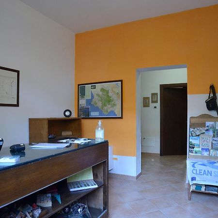 Casa Del Geco Bed & Breakfast Паестум Екстериор снимка