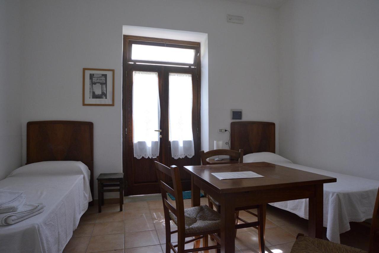 Casa Del Geco Bed & Breakfast Паестум Екстериор снимка