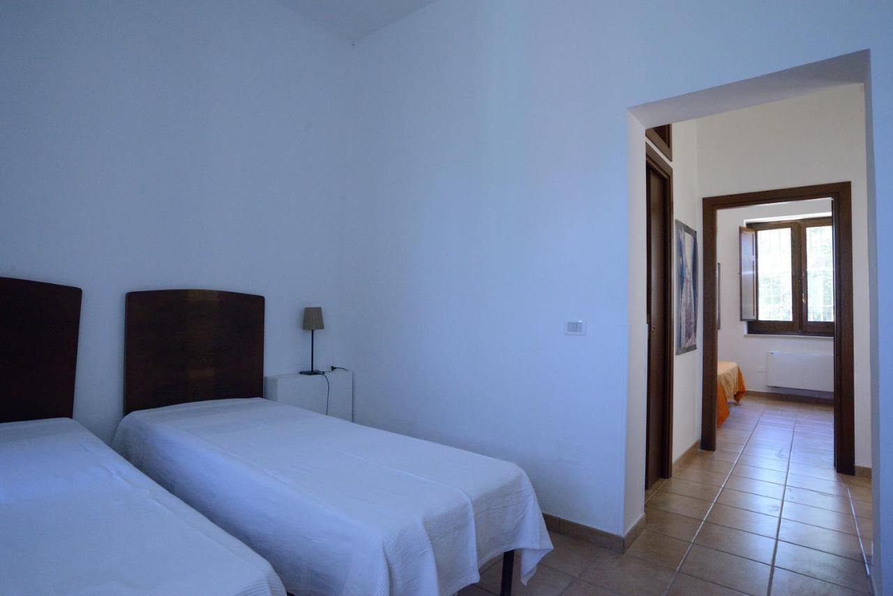 Casa Del Geco Bed & Breakfast Паестум Екстериор снимка