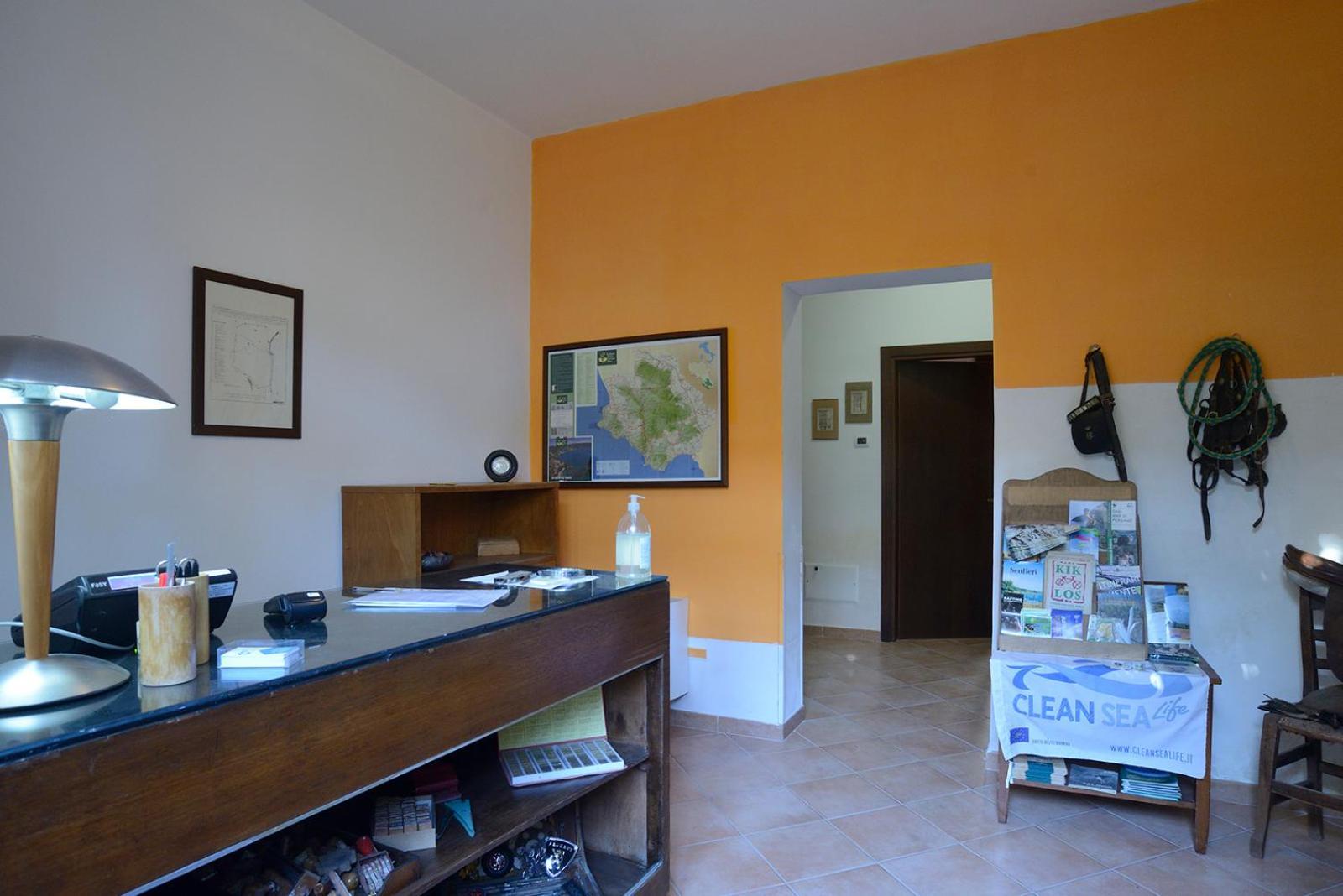 Casa Del Geco Bed & Breakfast Паестум Екстериор снимка