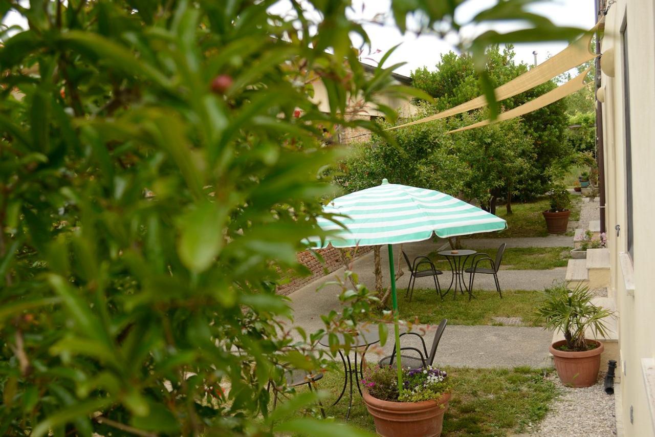Casa Del Geco Bed & Breakfast Паестум Екстериор снимка
