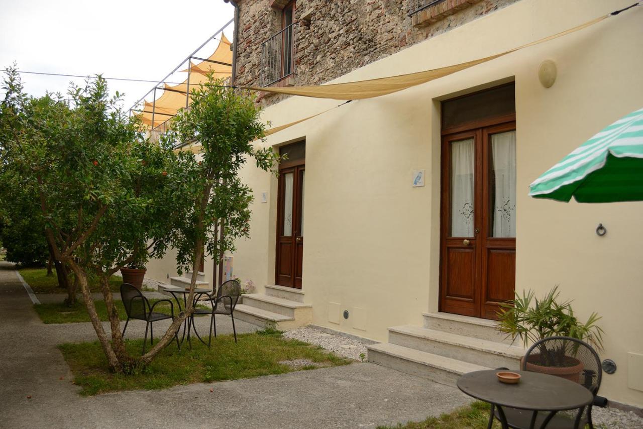 Casa Del Geco Bed & Breakfast Паестум Екстериор снимка